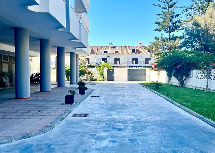 Magnifico Atico 4 Hab Frente A La Playa Con Piscinas Parking Incluido Por Keywise Apartment