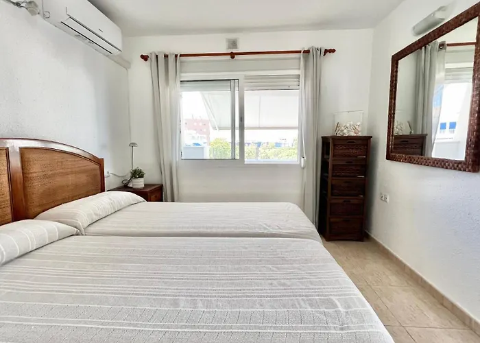 Magnifico Atico 4 Hab Frente A La Playa Con Piscinas Parking Incluido Por Keywise *