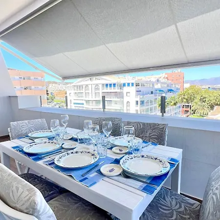Magnifico Atico 4 Hab Frente A La Playa Con Piscinas Parking Incluido Por Keywise