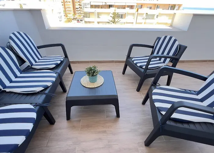 Magnifico Atico 4 Hab Frente A La Playa Con Piscinas Parking Incluido Por Keywise Fuengirola