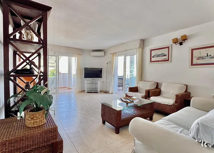 Magnifico Atico 4 Hab Frente A La Playa Con Piscinas Parking Incluido Por Keywise Appartement *