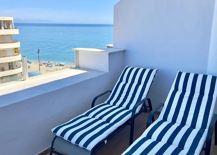 Magnifico Atico 4 Hab Frente A La Playa Con Piscinas Parking Incluido Por Keywise * Fuengirola