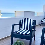 Magnifico Atico 4 Hab Frente A La Playa Con Piscinas Parking Incluido Por Keywise Apartament Fuengirola