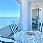 Magnifico Atico 4 Hab Frente A La Playa Con Piscinas Parking Incluido Por Keywise *