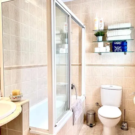 Magnifico Atico 4 Hab Frente A La Playa Con Piscinas Parking Incluido Por Keywise Apartman Fuengirola