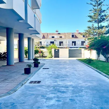 Magnifico Atico 4 Hab Frente A La Playa Con Piscinas Parking Incluido Por Keywise Apartament